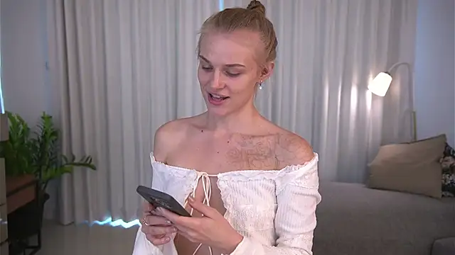 Snapshot of sscarl_ii chatting on December 17, 2024, 4:12 am sscarl ii online show from December 17, 2024, 4:12 am