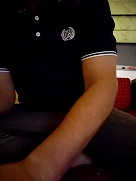 samee00721 online show from November 4, 2025, 6:18 pm