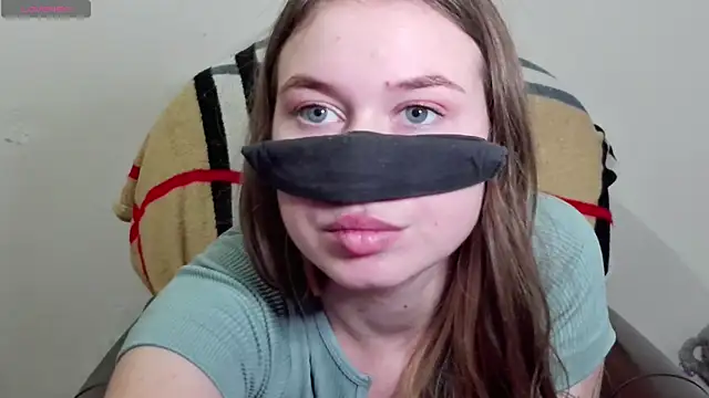 Mikki5P online show from January 24, 2025, 5:00 pm