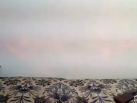 Snapshot of Unique_emy chatting on October 28, 2025, 12:25 am Unique emy online show from October 28, 2025, 12:25 am