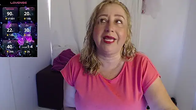 Xileny-Halliwey online show from January 17, 2026, 3:50 pm