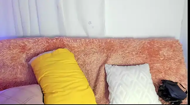 Snapshot of alessandro_2005 chatting on February 9, 2025, 10:21 pm alessandro 2005 online show from February 9, 2025, 10:21 pm