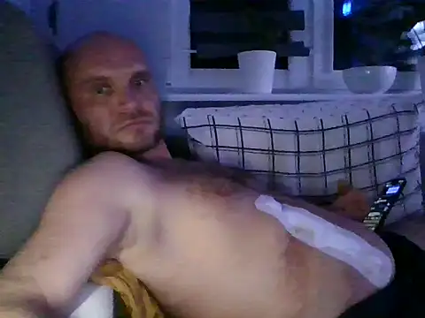 Ak0904 online show from October 21, 2025, 9:15 pm