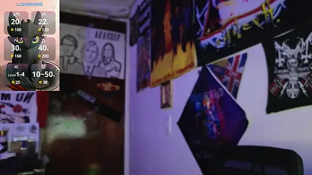 Snapshot of Darkness_jones_ chatting on December 10, 2024, 1:11 am Darkness jones online show from December 10, 2024, 1:11 am