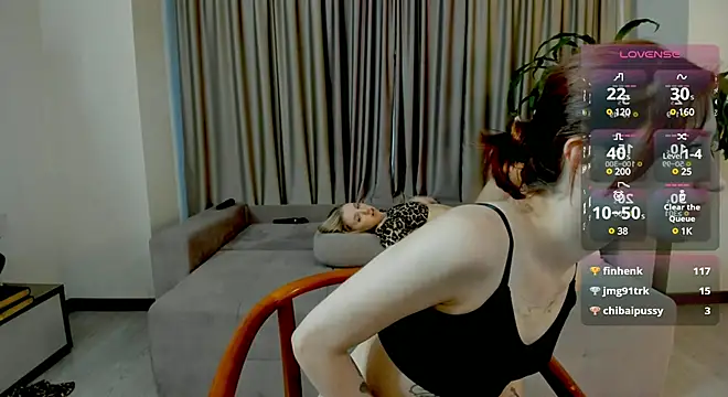 KimStevens online show from December 19, 2024, 11:07 am