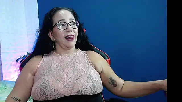 Snapshot of ashleylove_prg chatting on December 29, 2024, 3:44 am ashleylove prg online show from December 29, 2024, 3:44 am