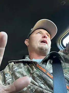 Badazzcouple online show from December 6, 2024, 8:18 pm