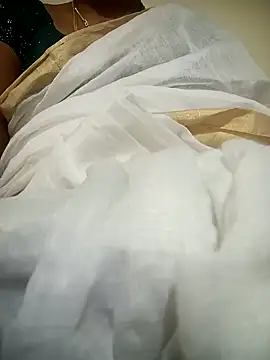 Cute-chinny online show from February 1, 2025, 1:34 am