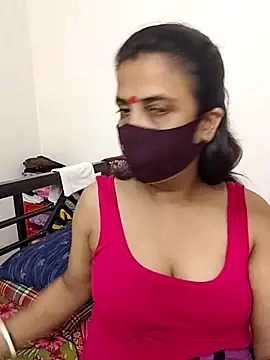 Cute-manisha online show from November 4, 2025, 5:06 am