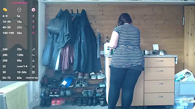 Snapshot of KasiaPrivat chatting on March 15, 2025, 10:57 am KasiaPrivat online show from March 15, 2025, 10:57 am