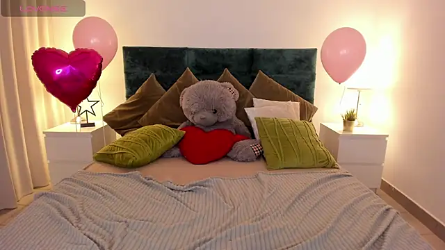 Snapshot of AmA_lia_ chatting on March 6, 2025, 1:14 pm AmA lia online show from March 6, 2025, 1:14 pm