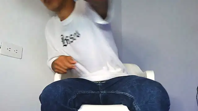 maximo vega newv online show from February 11, 2026, 11:48 am