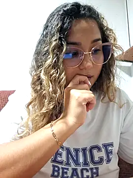 BrendaGirs online show from October 11, 2025, 3:28 am