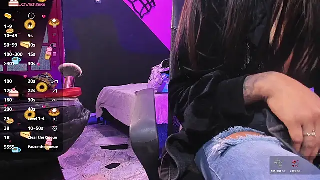 Snapshot of dakota-bright01 chatting on January 24, 2025, 12:52 pm dakota-bright01 online show from January 24, 2025, 12:52 pm