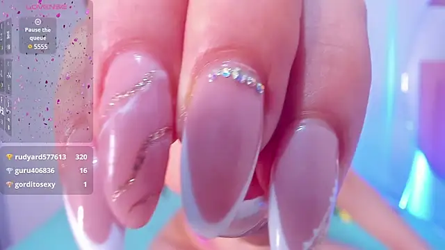 amandalee01 online show from March 7, 2025, 8:11 pm