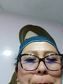 Darly Gomez online show from January 4, 2025, 1:10 am