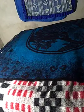 manuamador online show from September 22, 2025, 4:14 am