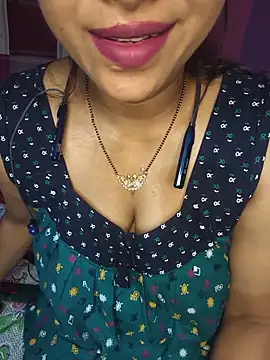 Sexy Mona Bhabhi online show from May 21, 2026, 6:26 pm