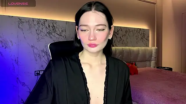Misty Rose online show from January 3, 2025, 5:17 am