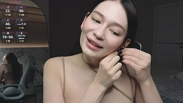 Misty Rose online show from March 21, 2025, 5:11 am