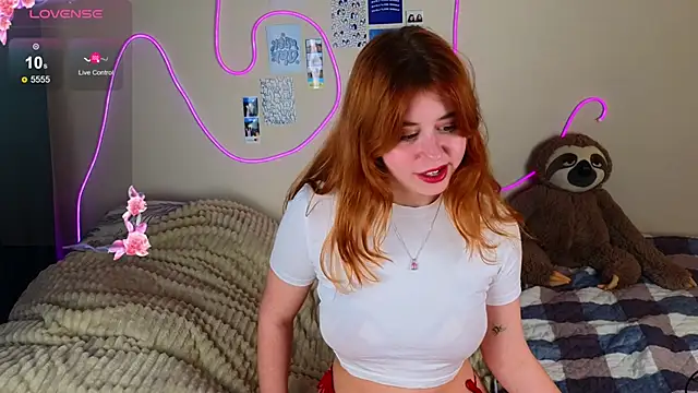 Snapshot of Penny_Staaar chatting on February 25, 2025, 3:16 pm Penny Staaar online show from February 25, 2025, 3:16 pm