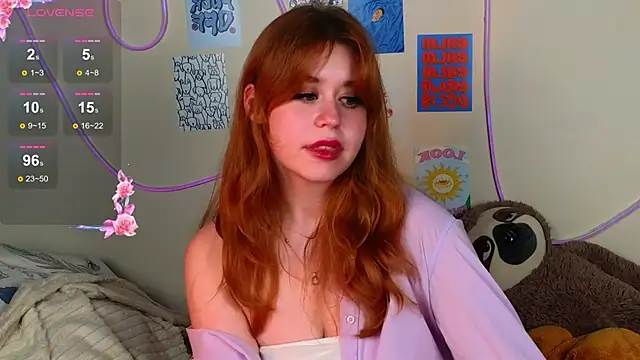 Snapshot of Penny_Staaar chatting on March 16, 2025, 9:16 pm Penny Staaar online show from March 16, 2025, 9:16 pm