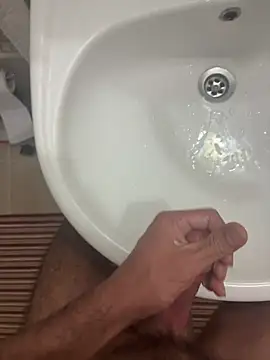 Snapshot of denizli18 chatting on February 1, 2025, 12:37 pm denizli18 online show from February 1, 2025, 12:37 pm