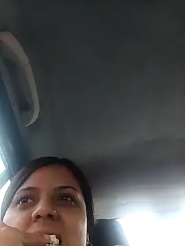 tuty Tap online show from December 3, 2025, 8:18 pm