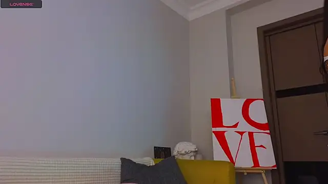 naomi asian online show from October 4, 2025, 2:04 pm