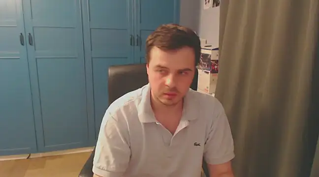 Snapshot of CuteMan33 chatting on December 30, 2024, 10:34 pm CuteMan33 online show from December 30, 2024, 10:34 pm