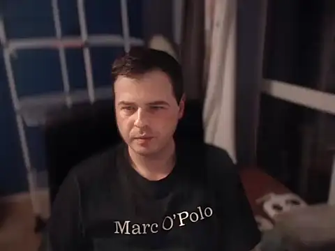 Snapshot of CuteMan33 chatting on October 22, 2025, 10:20 pm CuteMan33 online show from October 22, 2025, 10:20 pm