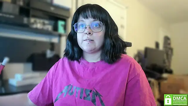 cute aggro gamer girl online show from December 14, 2024, 11:56 pm