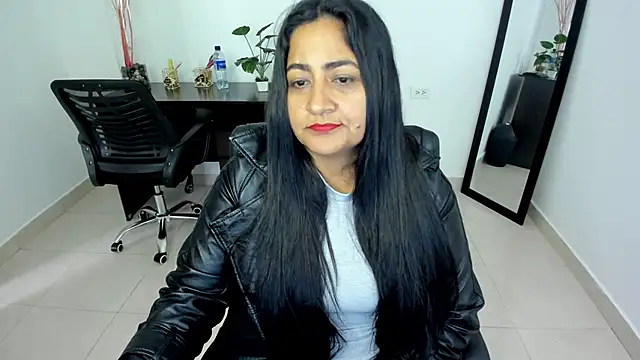 Adele Sweett online show from February 26, 2025, 1:52 pm