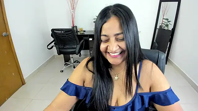 Adele Sweett online show from March 10, 2025, 4:25 pm