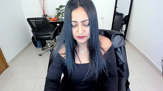 Adele Sweett online show from March 13, 2025, 4:12 pm