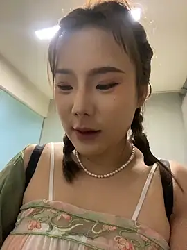 ChuChu1991 online show from January 3, 2025, 12:22 am