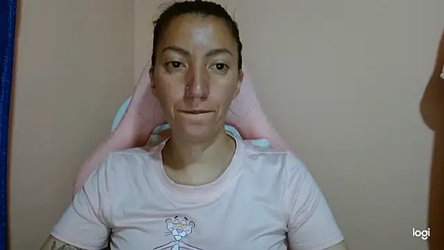 kaybabyhot online show from April 8, 2026, 1:44 pm