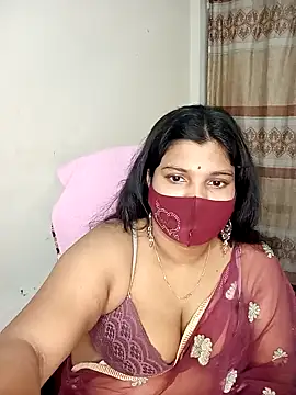 Hot-Angel  online show from February 10, 2025, 4:19 am