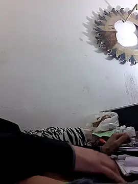 Snapshot of Cuming_Out chatting on February 15, 2026, 6:59 pm Cuming Out online show from February 15, 2026, 6:59 pm