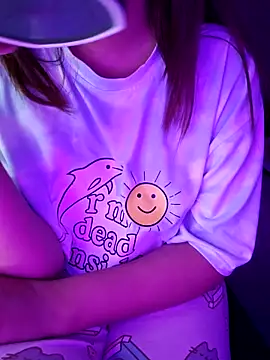 Olivia3 online show from February 9, 2025, 4:18 pm