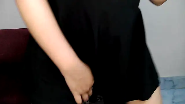 Olivia3 online show from September 16, 2025, 7:37 pm