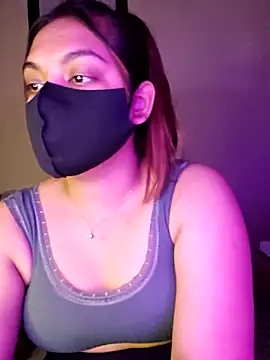 Olivia3 online show from September 25, 2025, 8:12 pm