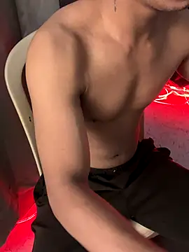 Snapshot of nick__yy chatting on October 1, 2025, 9:59 am nick yy online show from October 1, 2025, 9:59 am