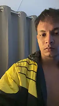 Snapshot of nick__yy chatting on December 18, 2025, 5:30 pm nick yy online show from December 18, 2025, 5:30 pm