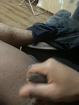 Hueythebbc online show from December 29, 2024, 8:04 pm