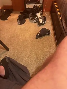 naughtyukcouple online show from March 18, 2025, 1:53 am