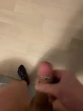 knudelboy2 online show from February 8, 2025, 4:47 pm