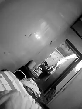 Pstarzz online show from June 10, 2026, 4:12 am