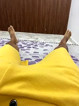 Snapshot of Lahcene chatting on November 2, 2025, 5:26 pm Lahcene online show from November 2, 2025, 5:26 pm