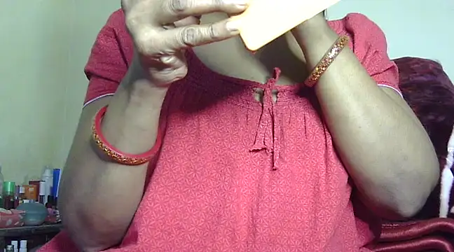 Snapshot of Suhana-sapna chatting on February 18, 2025, 11:33 am Suhana-sapna online show from February 18, 2025, 11:33 am